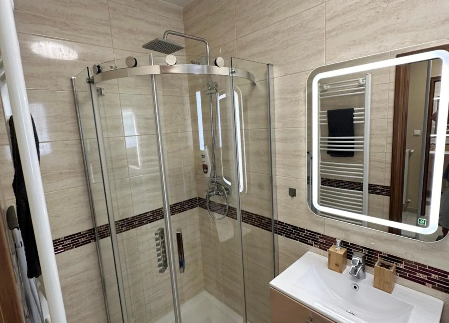 Central Grey Loft Budapest 0*,  Ungheria