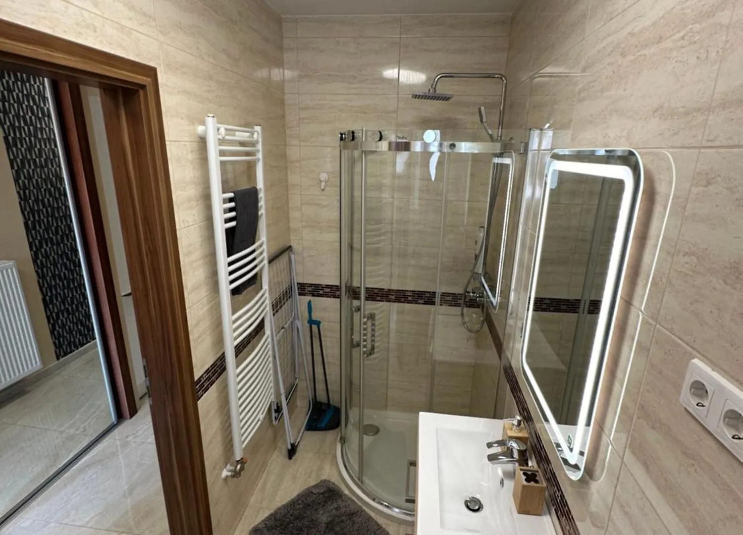 Central Grey Loft Budapest 0*,