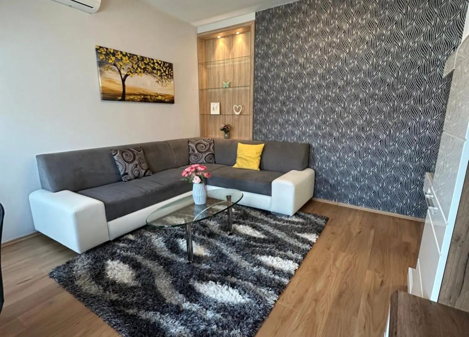 Central Grey Loft Budapest Apartment